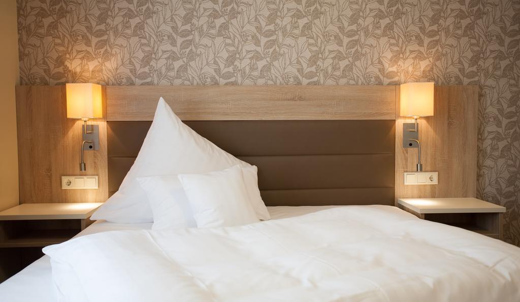 Hotel Restaurant Zur Post Lohfelden ห้อง รูปภาพ