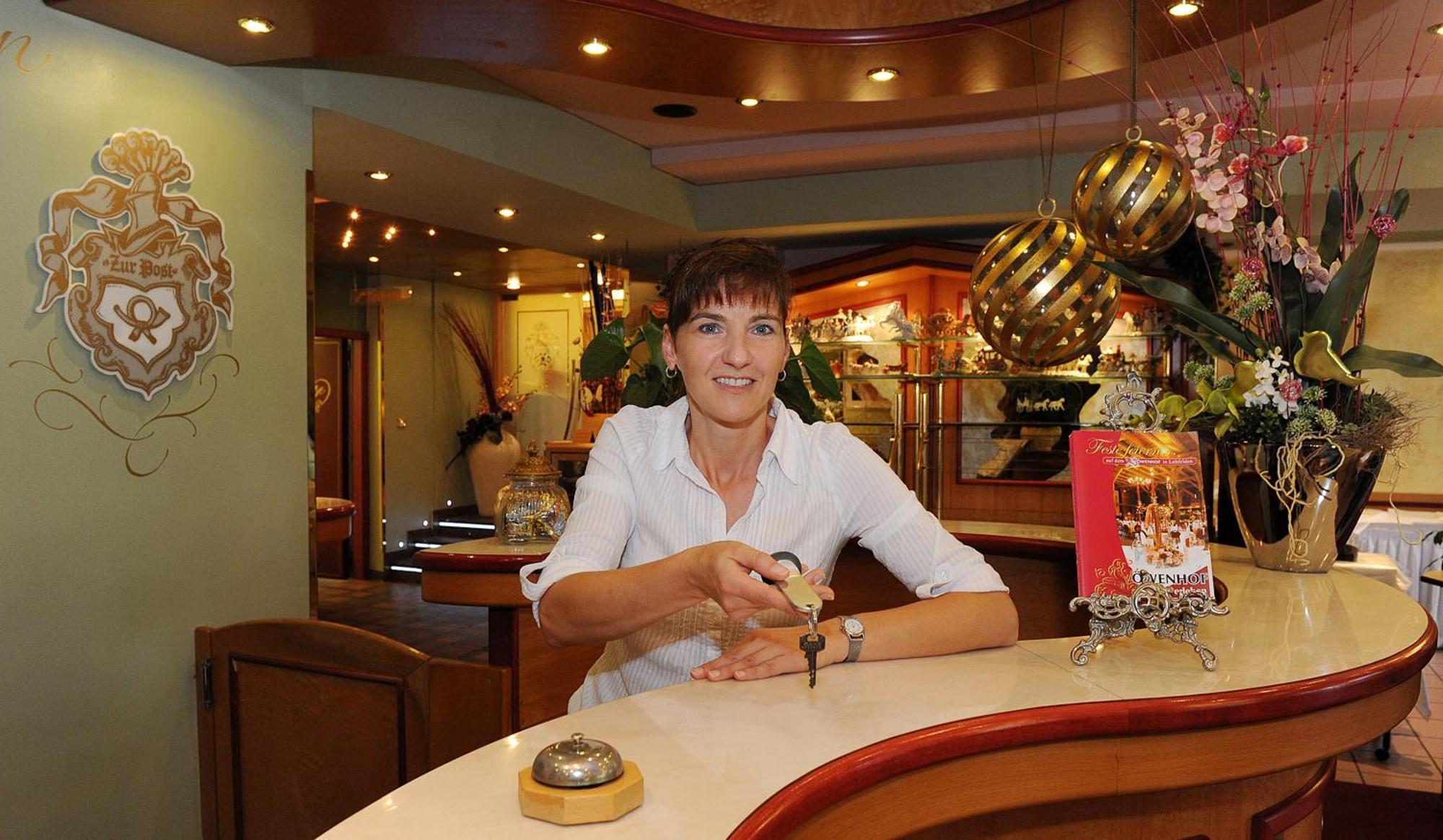 Hotel Restaurant Zur Post Lohfelden ภายนอก รูปภาพ