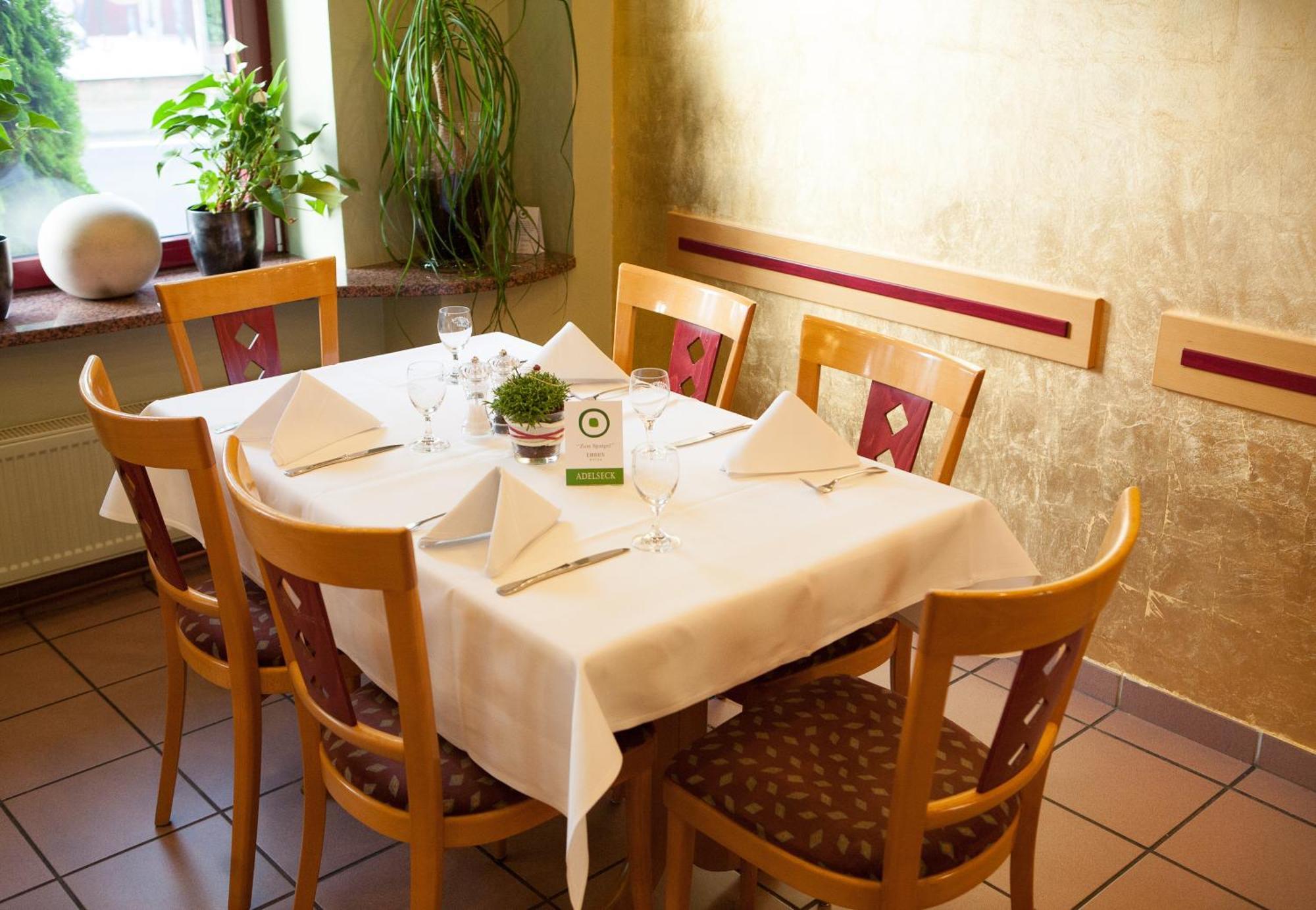 Hotel Restaurant Zur Post Lohfelden ภายนอก รูปภาพ